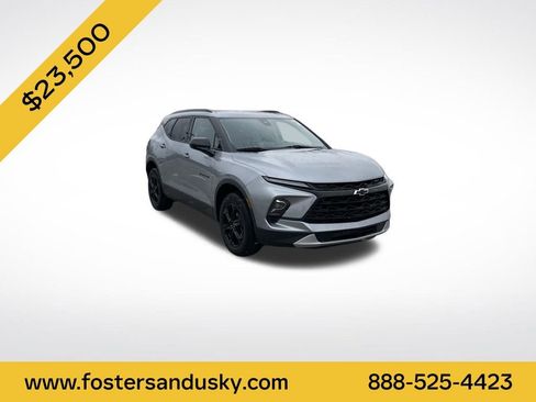 Used 2023 Chevrolet Blazer LT w/ Midnight/Sport Edition image 7