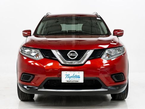 Used 2015 Nissan Rogue SV image 4