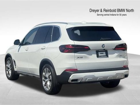 Used 2026 BMW X5 xDrive40i w/ Premium Package AWD/4WD image 4
