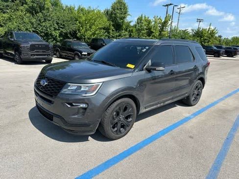 Used 2019 Ford Explorer Sport w/ Equipment Group 401A AWD/4WD image 17
