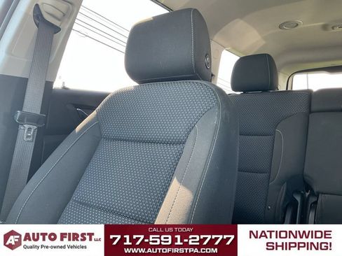 Used 2023 GMC Acadia SLE w/ Driver Convenience Package AWD/4WD image 32
