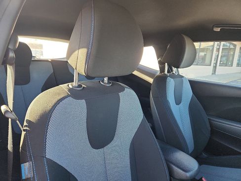 Used 2019 Hyundai Veloster 2.0 image 29