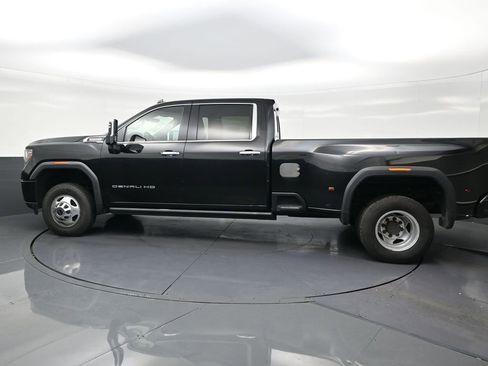 Used 2021 GMC Sierra 3500 Denali w/ Denali Ultimate Package AWD/4WD image 2