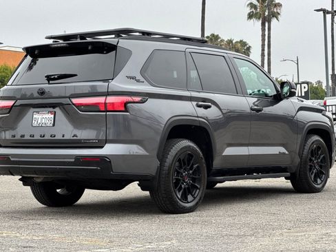Certified 2025 Toyota Sequoia Limited AWD/4WD image 4