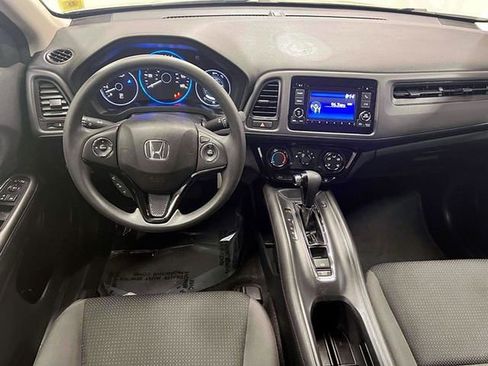 Used 2022 Honda HR-V LX image 14