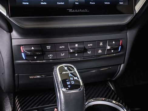 Certified 2022 Maserati Ghibli Modena Q4 image 24