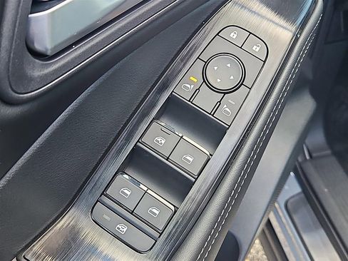 New 2026 Nissan Rogue SV AWD/4WD image 15