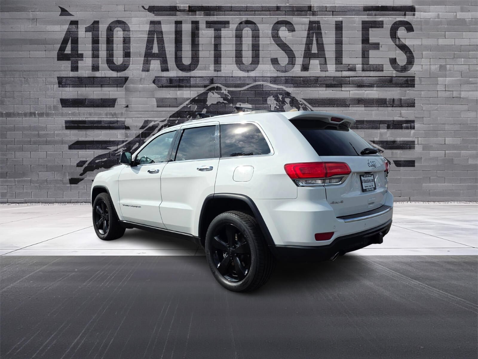 Used 2014 Jeep Grand Cherokee Limited w/ Trailer Tow Group IV AWD/4WD image 8