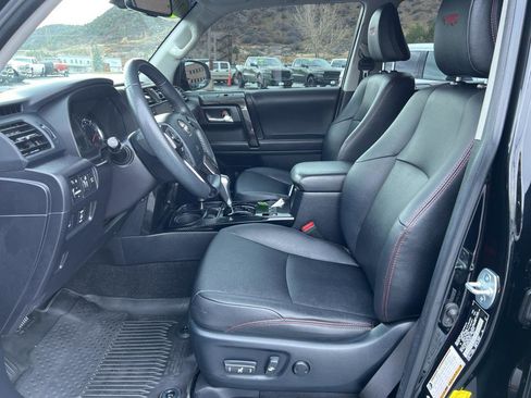 Used 2020 Toyota 4Runner TRD Off-Road Premium image 18