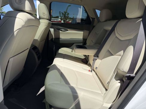Certified 2023 Cadillac XT5 Premium Luxury w/ Technology Package AWD/4WD image 14