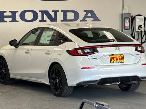 New 2025 Honda Civic Sport image 5