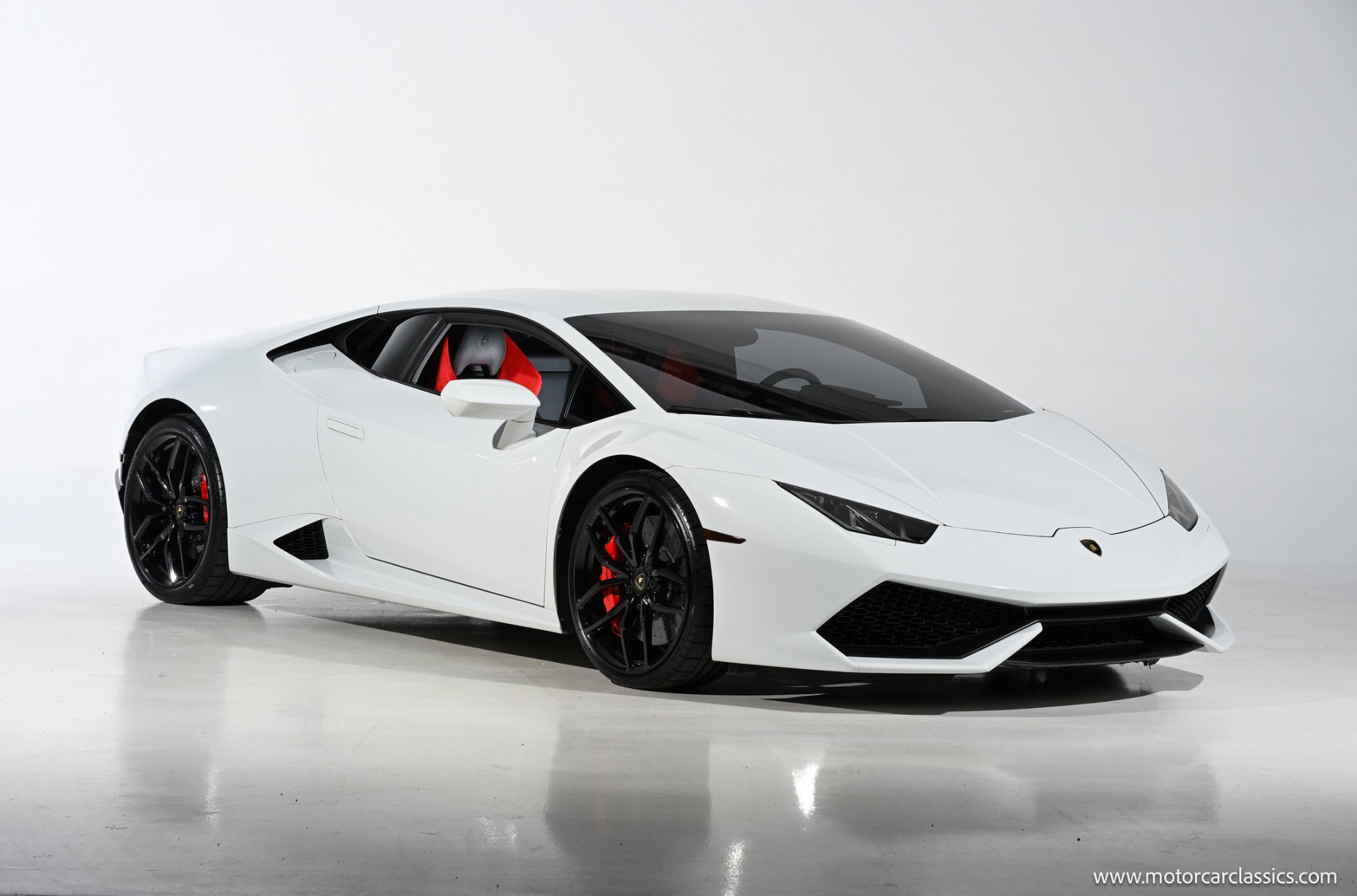 Used 2015 Lamborghini Huracan LP 610-4 AWD/4WD image 1
