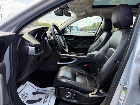 Used 2020 Jaguar F-PACE Prestige image 10