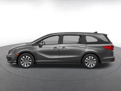 Used 2024 Honda Odyssey EX-L image 3