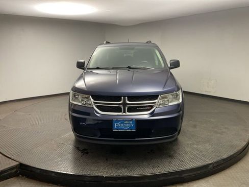 Used 2018 Dodge Journey SE w/ Connectivity Group image 2