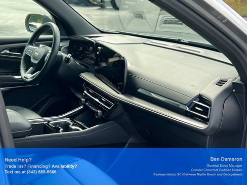 Used 2026 Chevrolet Traverse LT FWD image 28