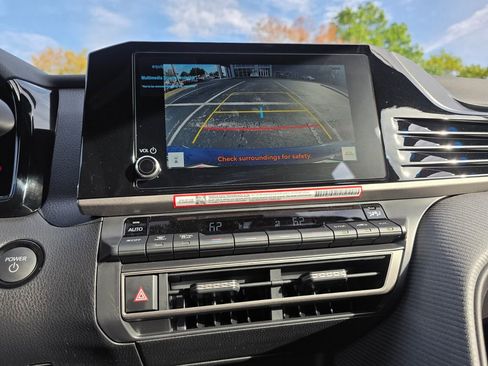 New 2026 Toyota Camry SE image 32