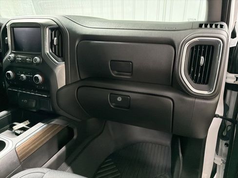 Certified 2022 Chevrolet Silverado 1500 RST w/ Z71 Off-Road Package AWD/4WD image 24