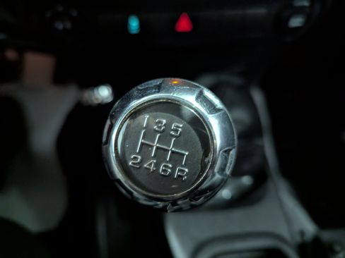 Used 2015 Jeep Wrangler Unlimited Sport image 18