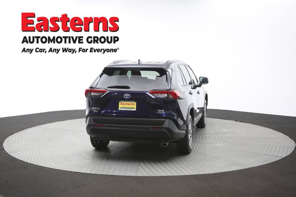 Used 2024 Toyota RAV4 XLE AWD/4WD image 38