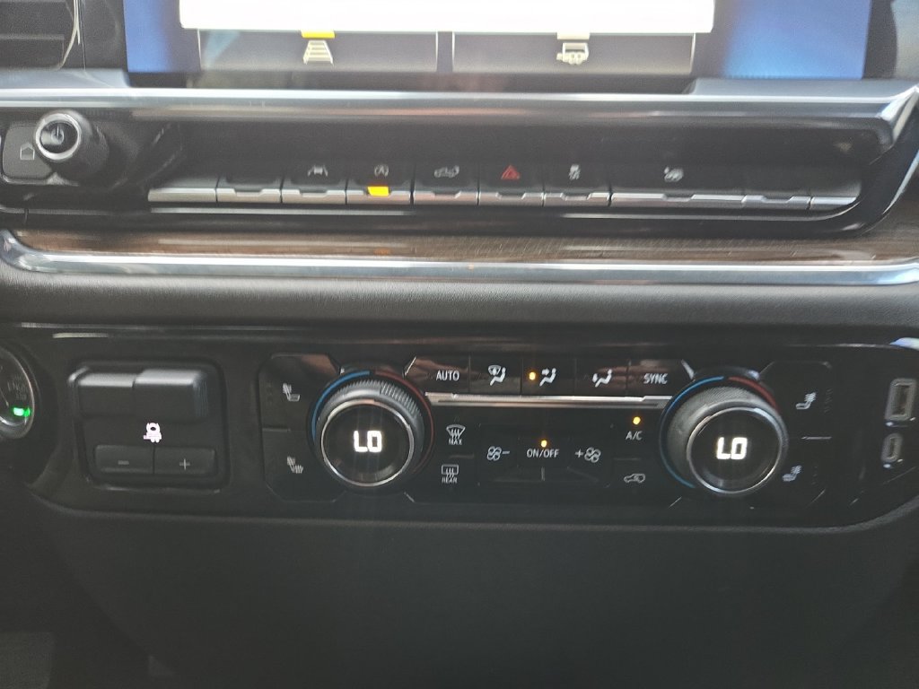 Used 2024 Chevrolet Silverado 1500 RST w/ LPO, Dark Essentials Package AWD/4WD image 23