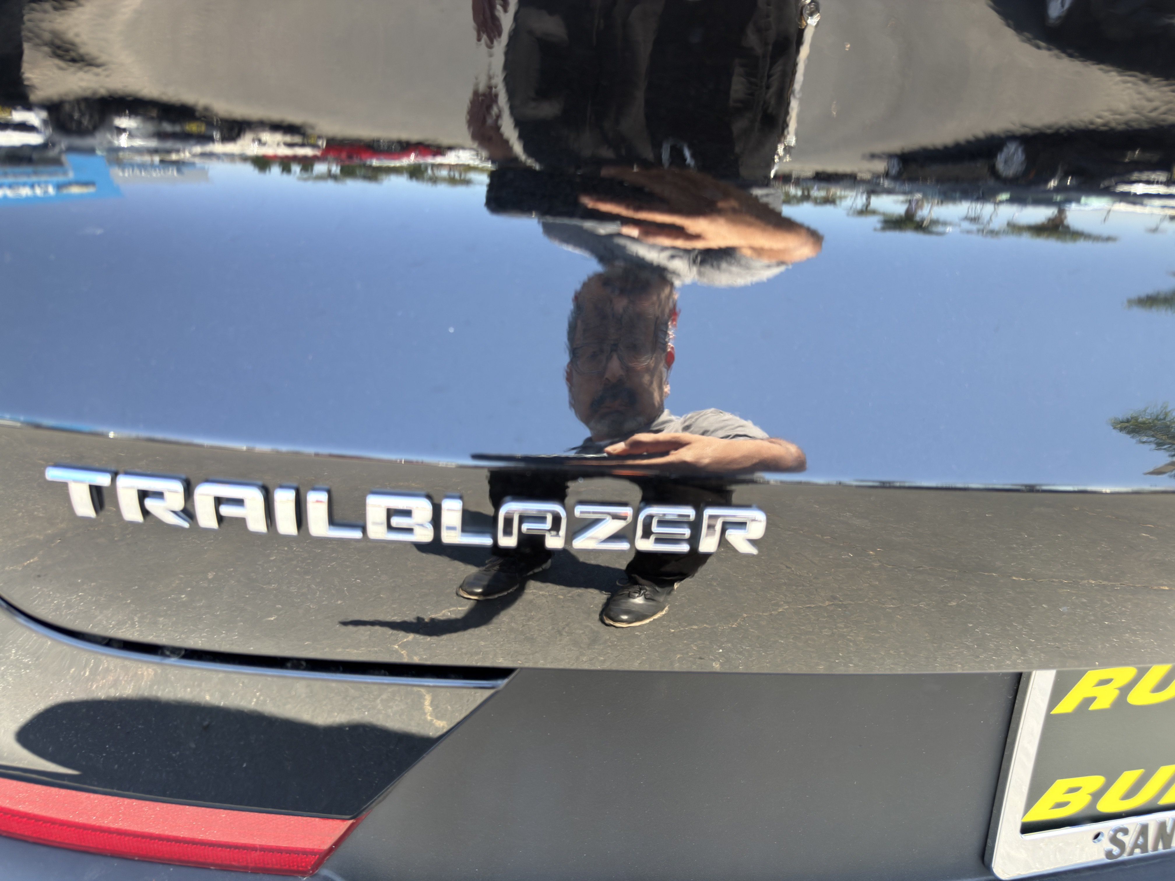 Used 2024 Chevrolet TrailBlazer LT FWD image 34
