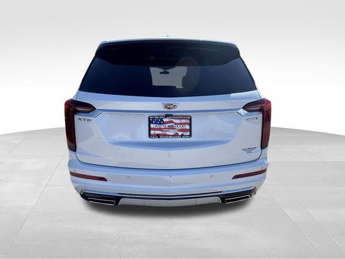 Used 2024 Cadillac XT6 Luxury image 5