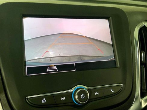 Used 2024 Chevrolet Equinox LT w/ LPO, Floor Liner Package image 21