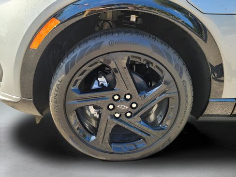 New 2026 Chevrolet Equinox EV RS image 12