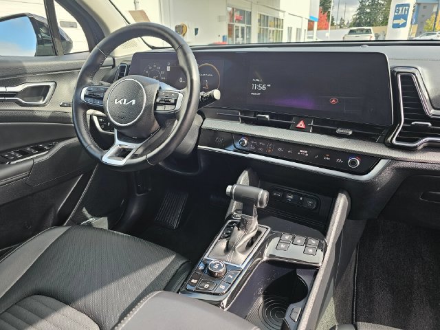 Certified 2025 Kia Sportage SX AWD/4WD image 13