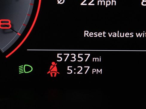Used 2019 Audi Q8 Premium Plus w/ Premium Plus AWD/4WD image 33