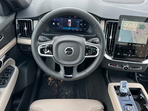 New 2026 Volvo XC90 B6 Ultra image 12