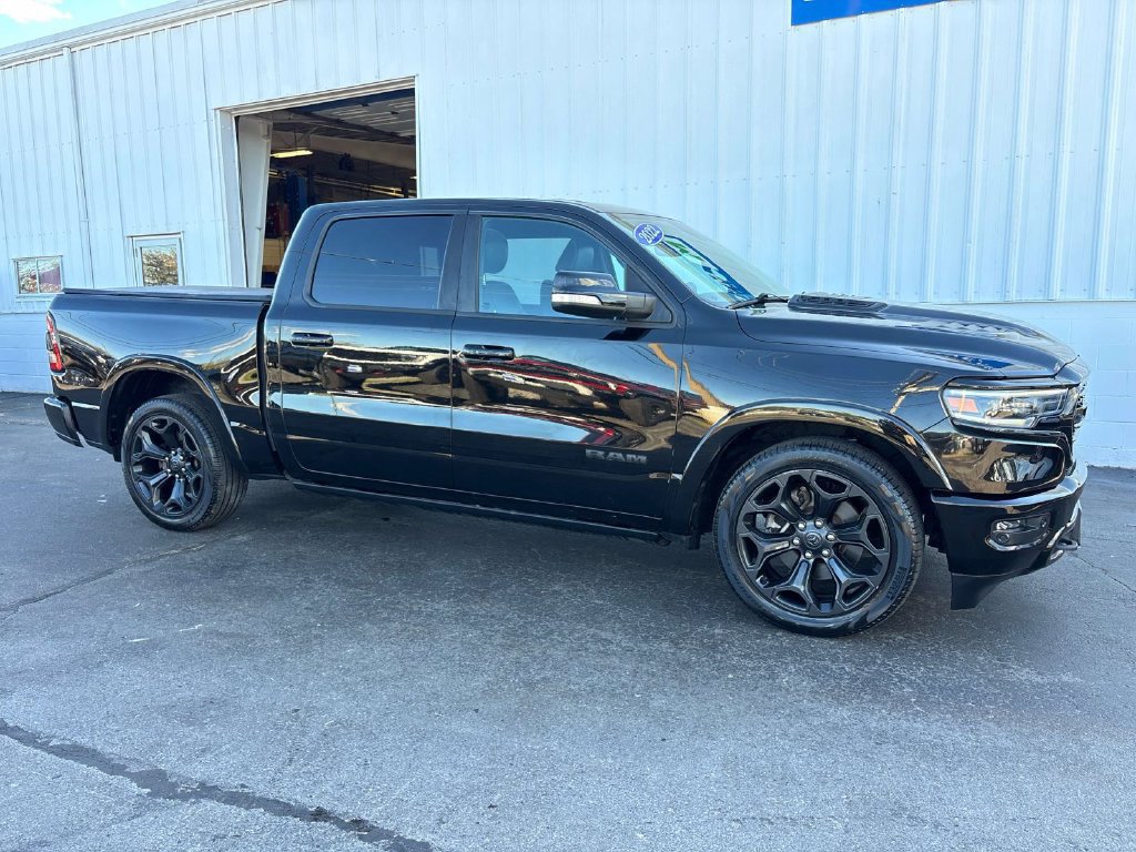 Used 2022 RAM 1500 Limited w/ Night Edition AWD/4WD image 7