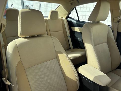 Used 2017 Toyota Corolla LE image 16