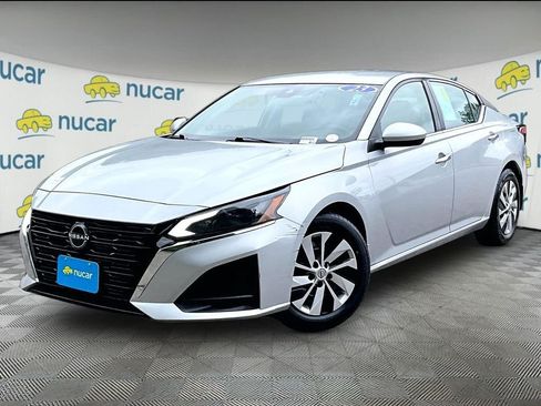 Used 2023 Nissan Altima 2.5 S FWD image 3