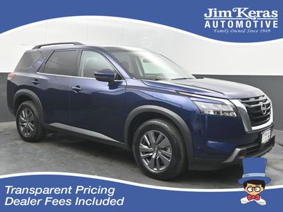 Used 2025 Nissan Pathfinder SV