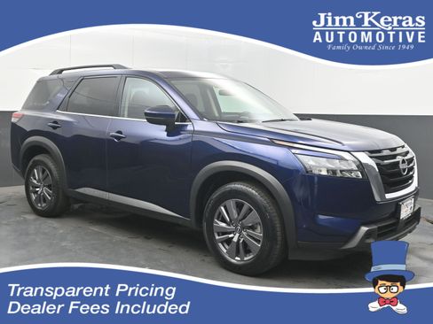 Used 2025 Nissan Pathfinder SV AWD/4WD image 1