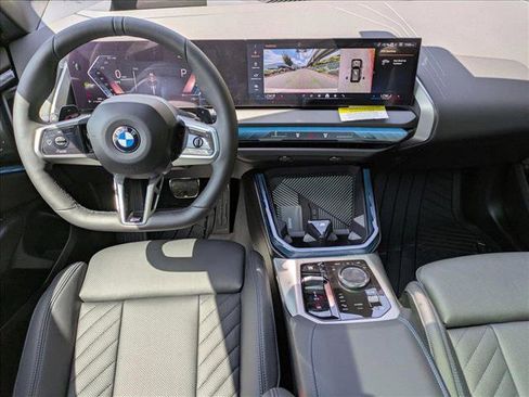 Used 2025 BMW X3 xDrive30i w/ Premium Package image 16