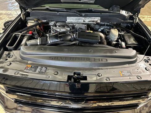 Used 2018 Chevrolet Silverado 2500 LTZ w/ Duramax Plus Package AWD/4WD image 10