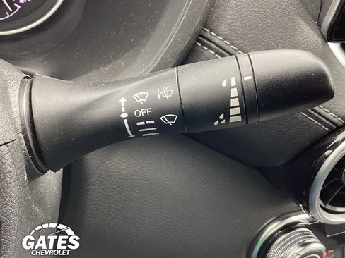 Used 2025 Nissan Sentra SV FWD image 21