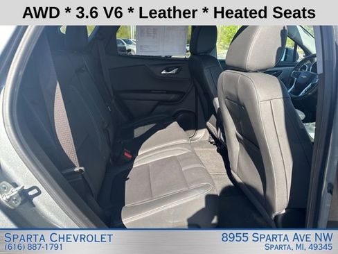 Used 2024 Chevrolet Blazer LT AWD/4WD image 29