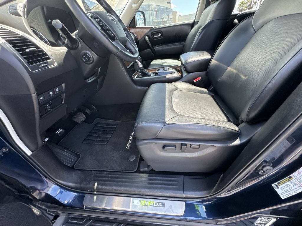 Used 2024 Nissan Armada SL w/ Captain's Chairs Package AWD/4WD image 20