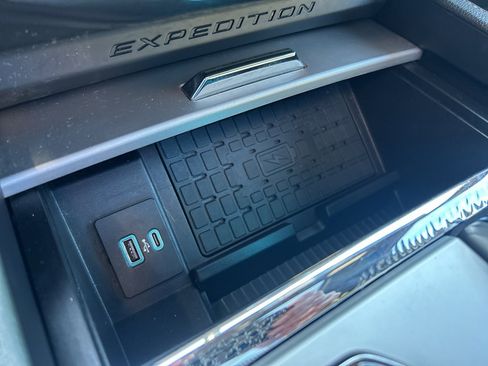 Used 2022 Ford Expedition Timberline image 31