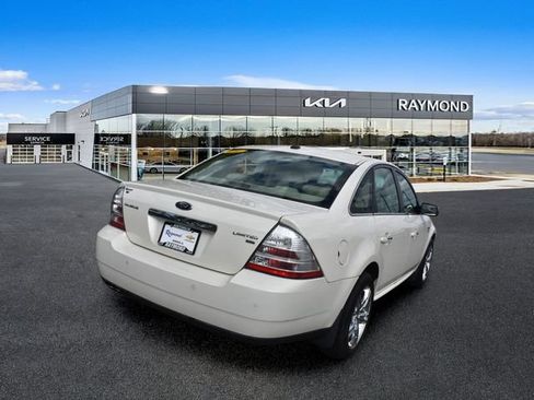 Used 2009 Ford Taurus Limited AWD/4WD image 3