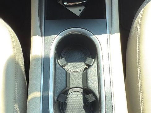 Used 2019 Lincoln MKC Reserve w/ MKC Climate Package image 21