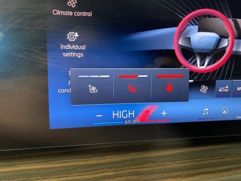 Used 2026 BMW X5 xDrive40i w/ Climate Comfort Package image 21