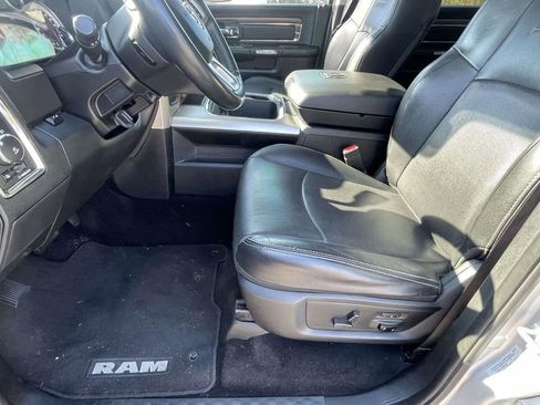 Used 2017 RAM 2500 Laramie w/ Sport Appearance Group AWD/4WD image 13