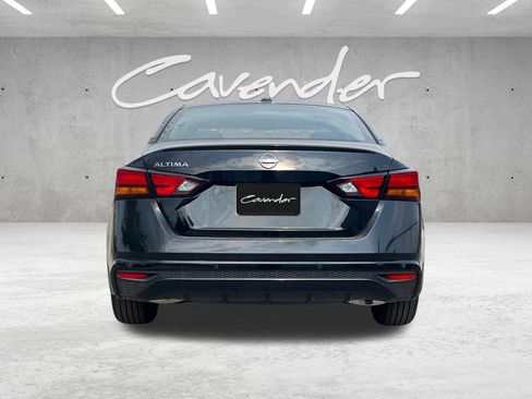 New 2025 Nissan Altima 2.5 SV image 15