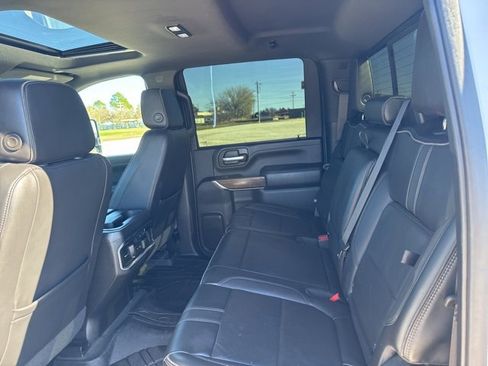 Used 2023 Chevrolet Silverado 2500 High Country image 25