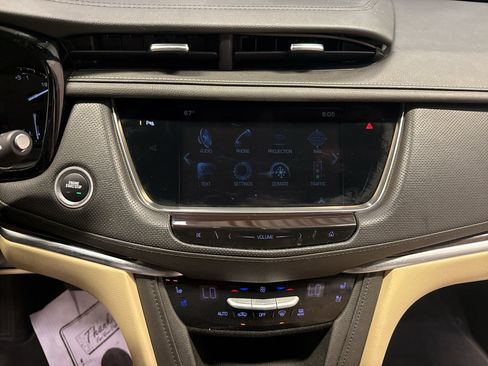Used 2017 Cadillac XT5 Premium Luxury AWD/4WD image 20